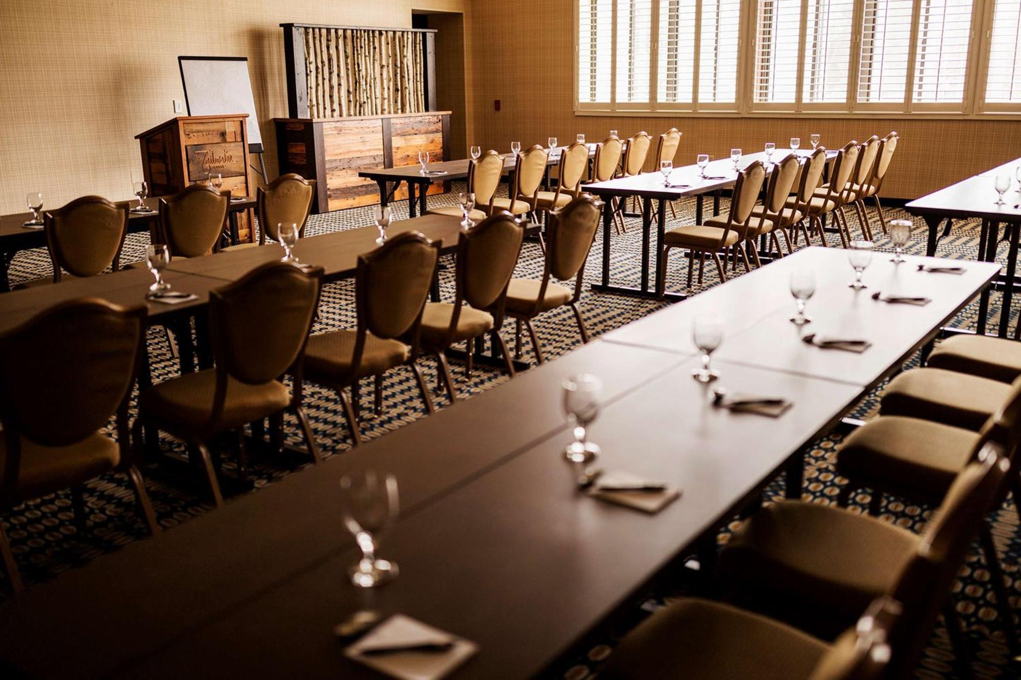 Tailwater Lodge Altmar, Tapestry Collection By Hilton Bagian luar foto